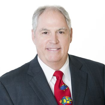 Portrait of Larry Mendez, REALTOR®.